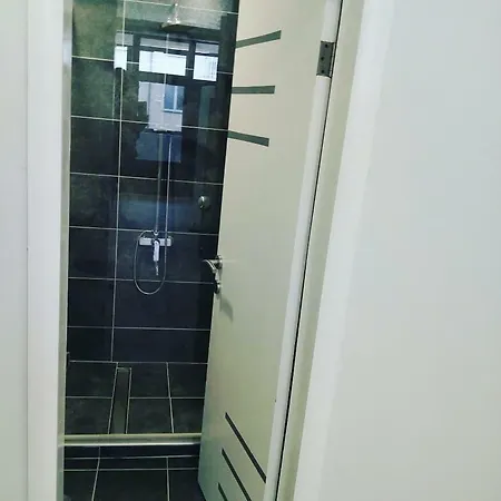 - Stan Na Dan Nina - Centar 아파트 *